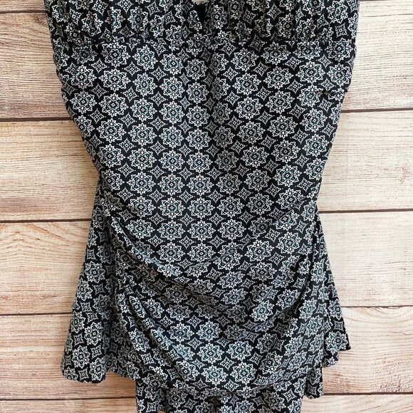 SHORE SHAPES SWIMDRESS IN BLACK AND WHITE PRINT - Picture 3 of 7